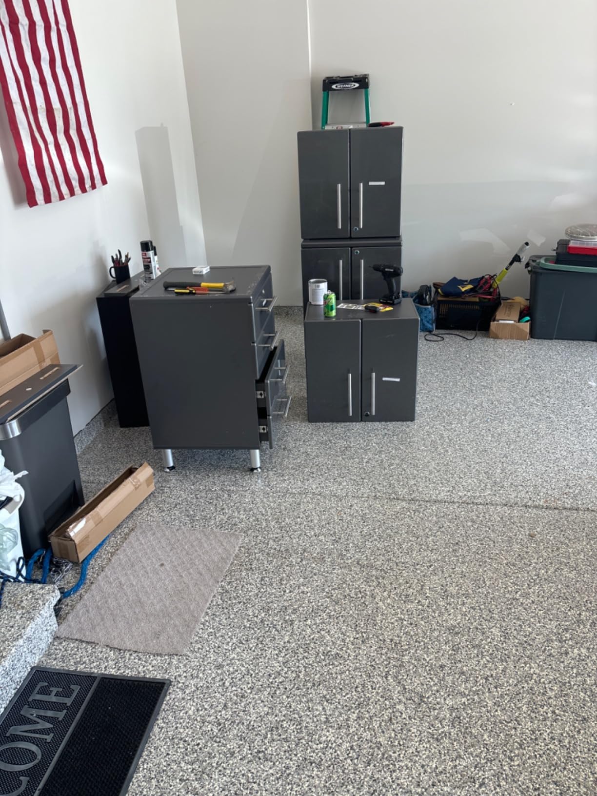 Ulti-MATE UG22050G 5-Piece Garage Cabinet Kit in Graphite Grey Metallic customer photo 1