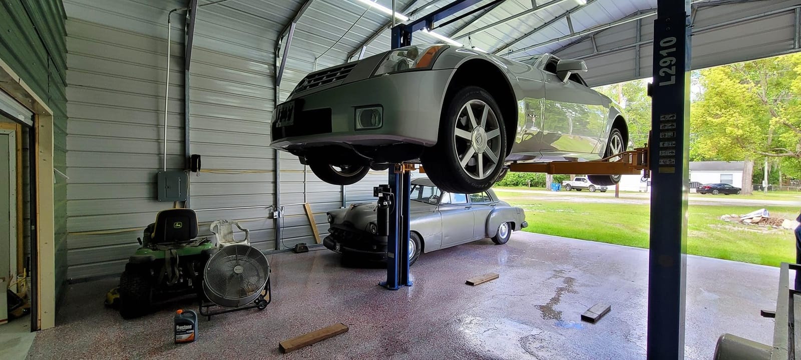 XK Overhead Auto Car Lift 9000 lb Capacity Truck Hoist 220V,L2910 customer photo 2