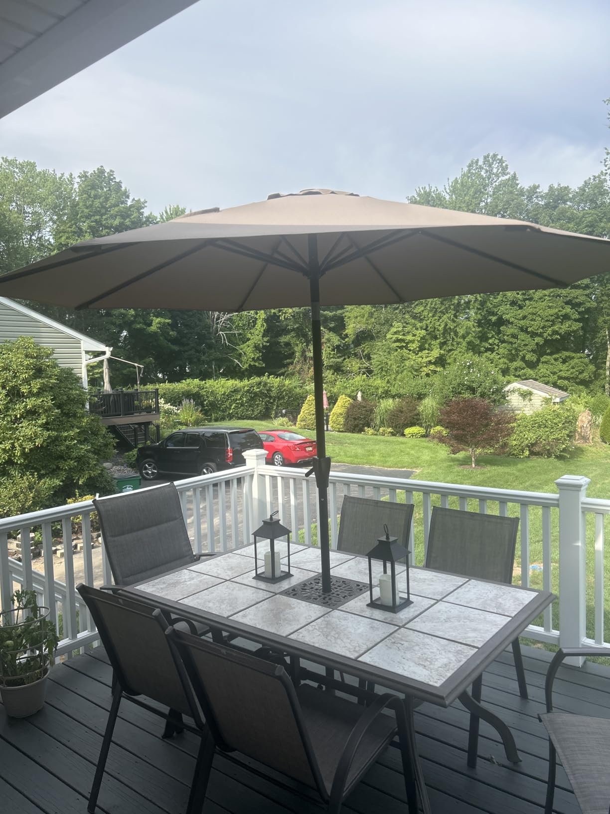 Tempera Patio Market Outdoor Table Umbrella with Push Button Tilt and Crank, Large Sun Umbrella with Sturdy Pole & Fade Resistant Canopy, Easy to Set customer photo 2