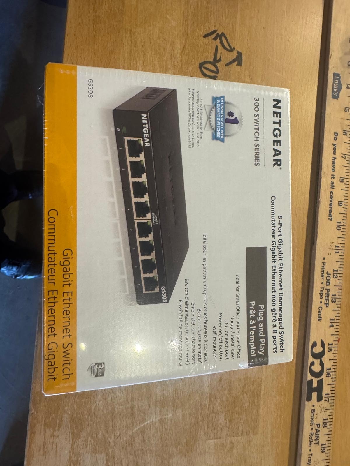 NETGEAR 5-Port Gigabit Ethernet Unmanaged Network Switch (GS305) customer photo 1