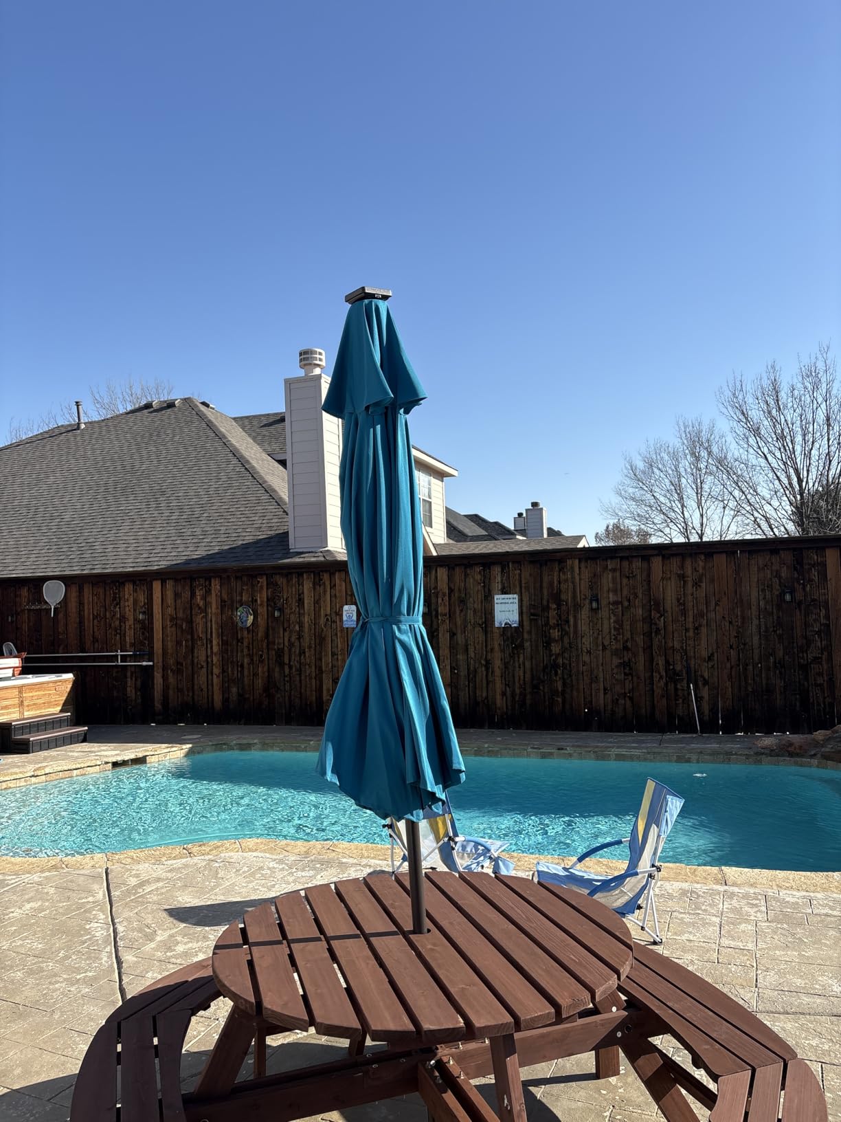 Blissun 9 ft Solar Umbrella, 32 LED Lighted Patio Umbrella, Table Market Umbrella, Outdoor Umbrella for Garden, Deck, Backyard, Pool and Beach (Red) customer photo 2
