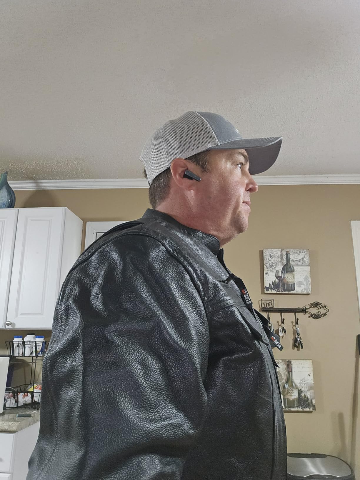 COMMUTER Men's Motorcycle Jacket, Premium Buffalo Leather, CE Armor - Ventilation, Utility Pockets, Cruiser Biker Black XXL customer photo 2