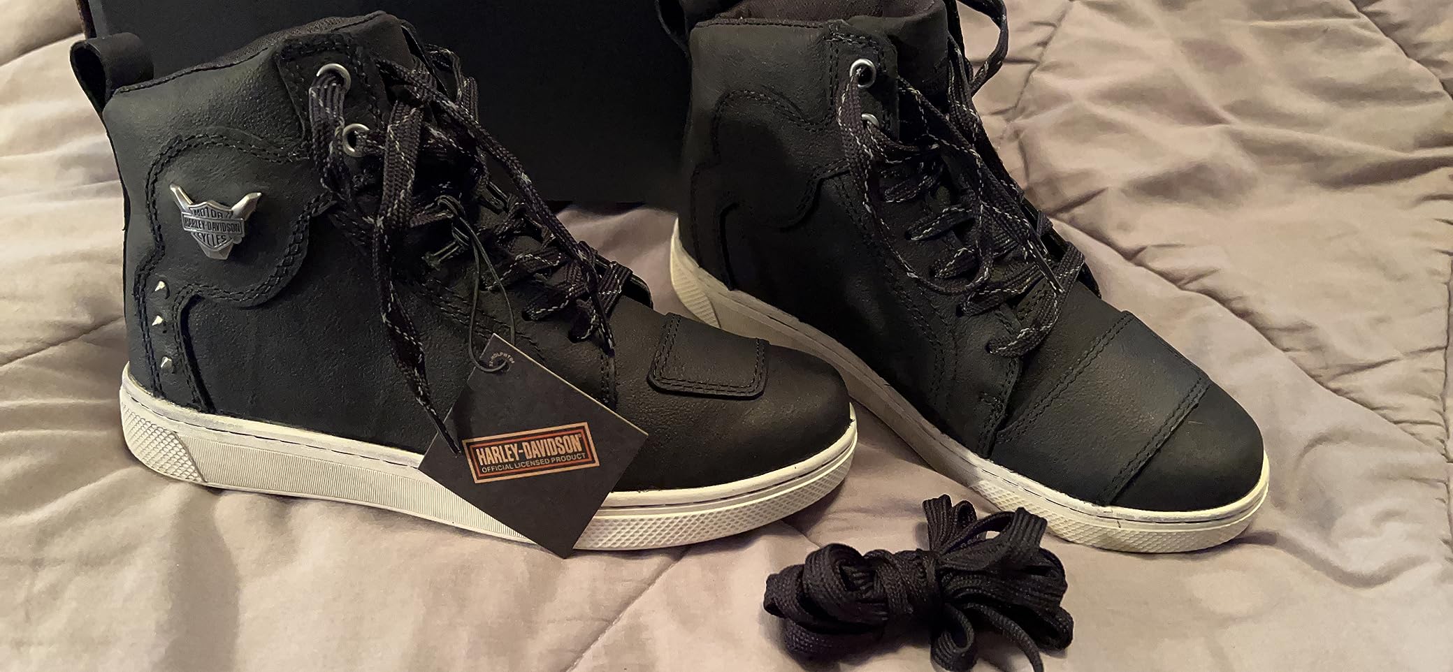 Women's Bateman 4 customer photo 2
