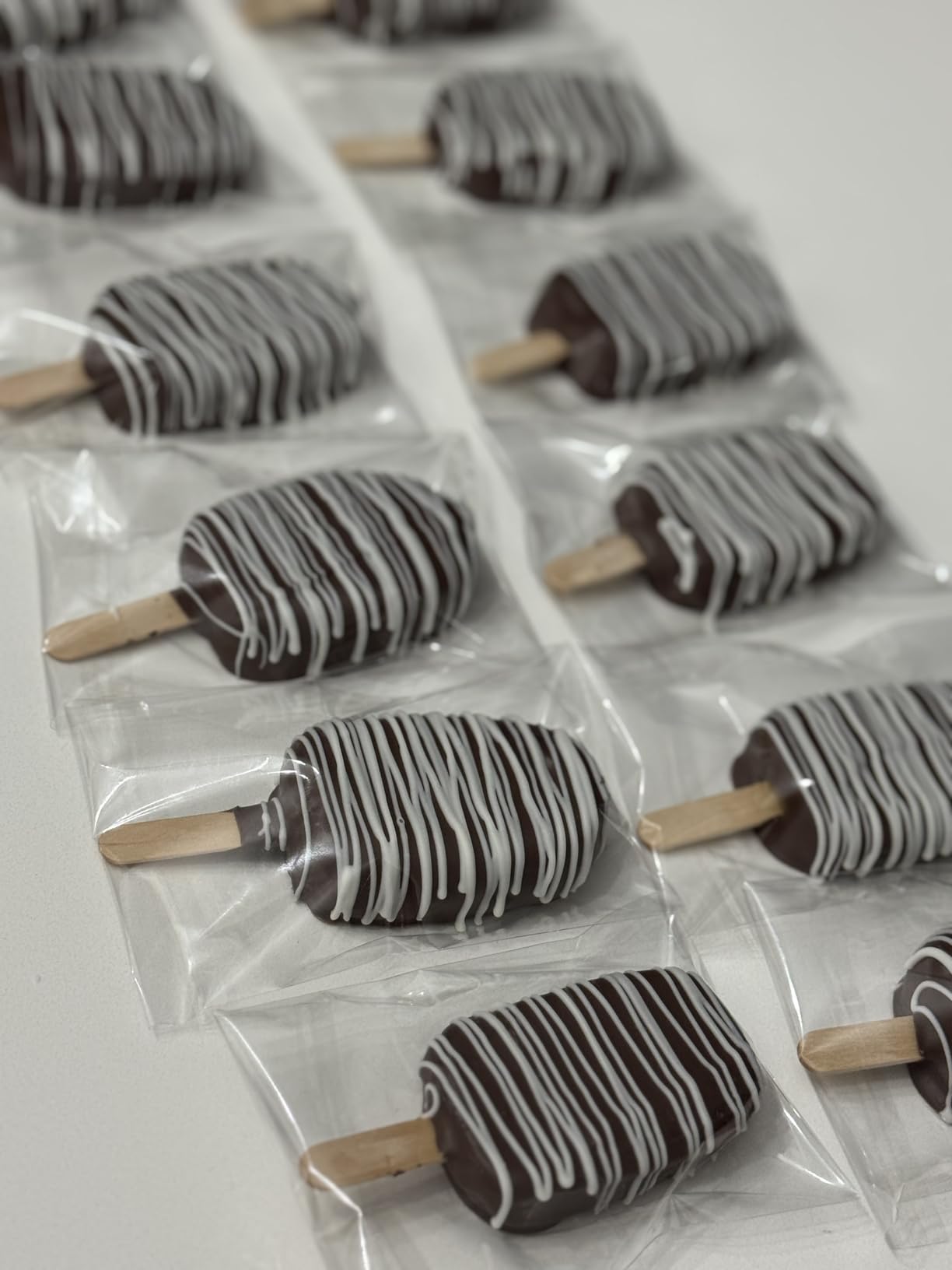 Popsicles Molds, Ozera 2 Pack Homemade Cake Pop Molds Cakesicle Maker Set customer photo 2