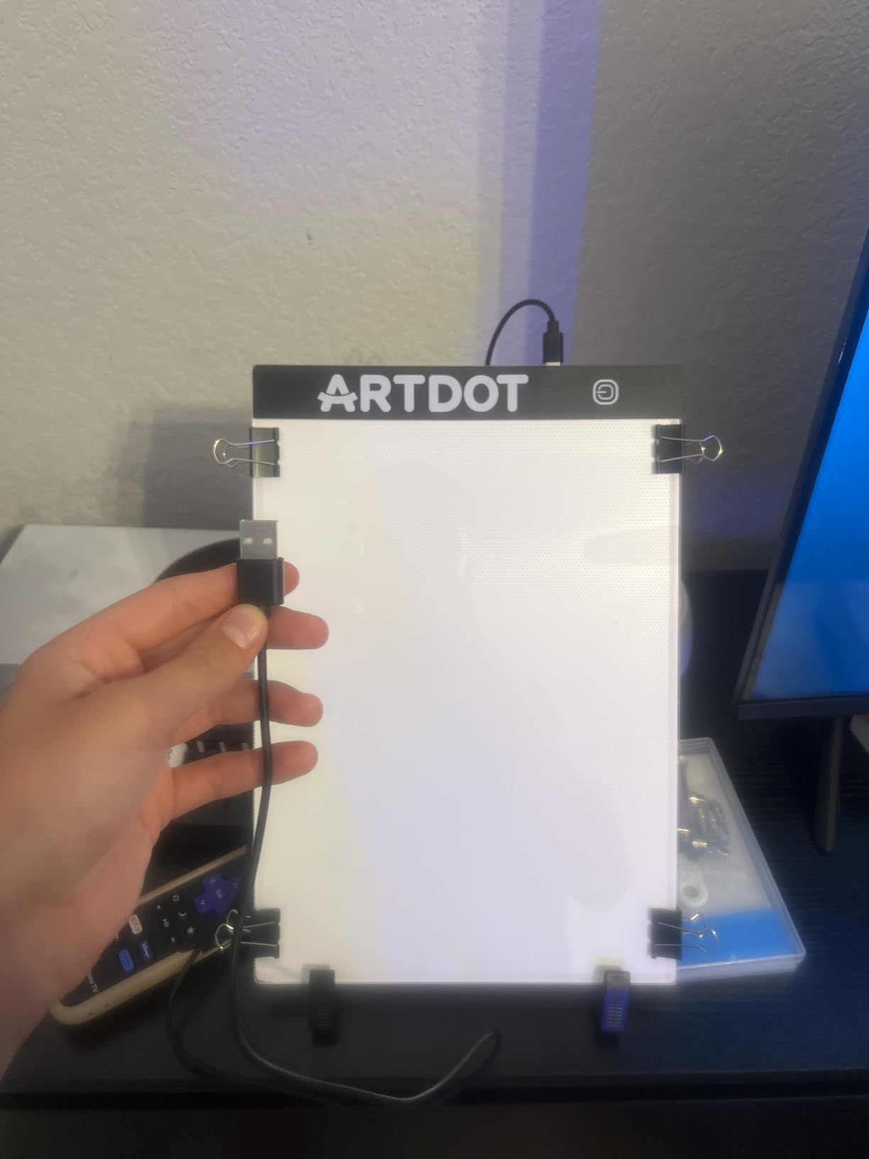 ARTDOT A2 LED Light Pad for Diamond Painting USB Powered Light Board Kit, Adjustable Brightness with 12 Angles Stand and Clips customer photo 2
