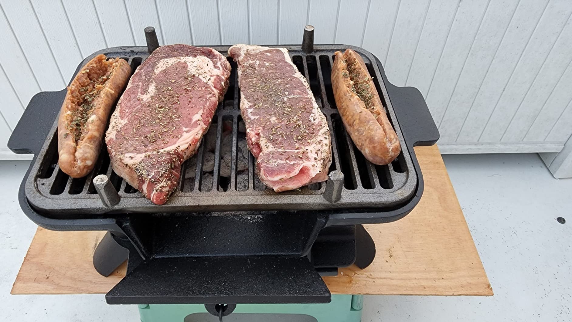 Giantex Portable Hibachi Grill Outdoor, Small Cast Iron BBQ Charcoal Grill customer photo 1