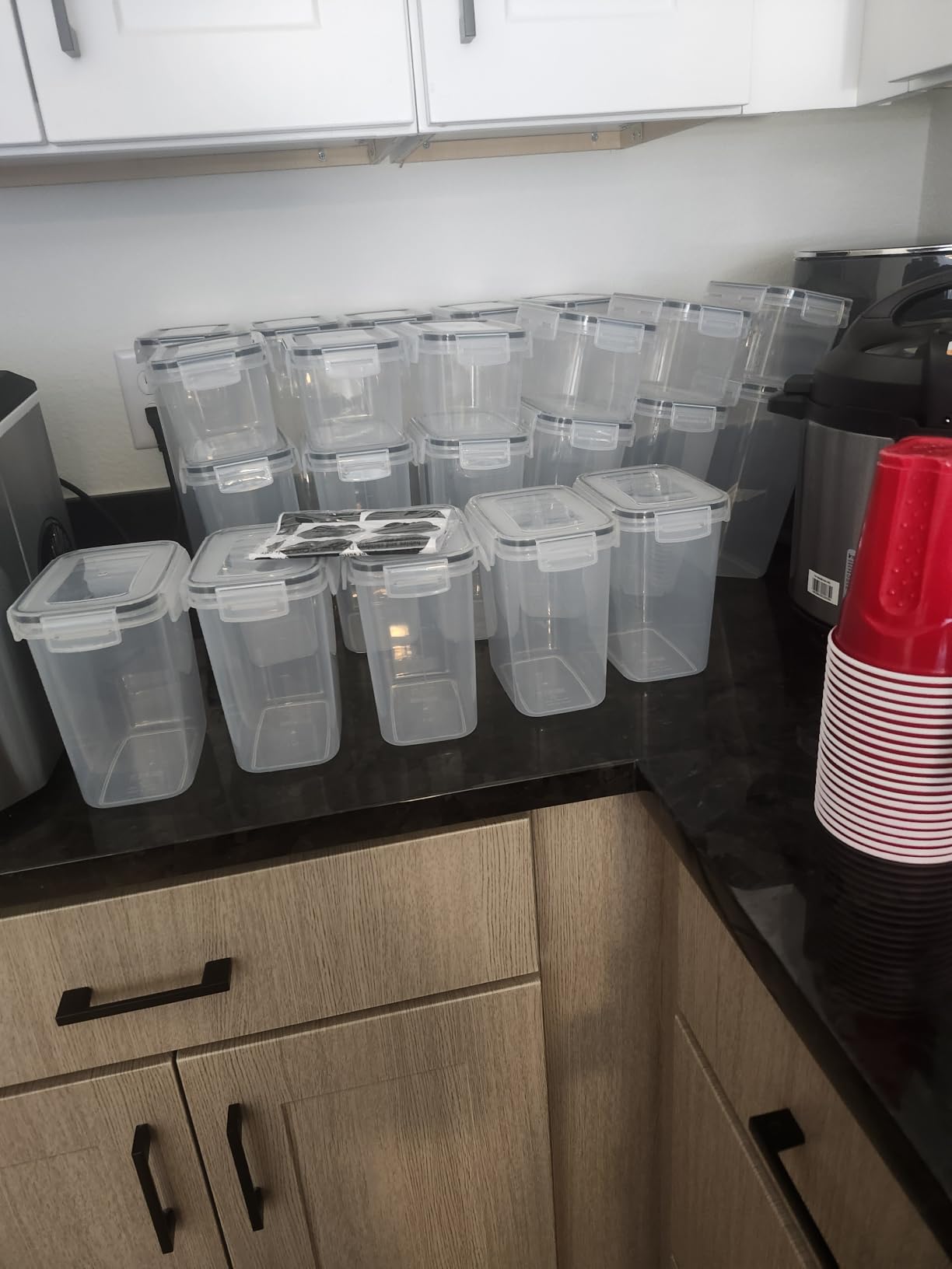 Vtopmart Airtight Food Storage Containers with Lids, 24 pcs, Black customer photo 1
