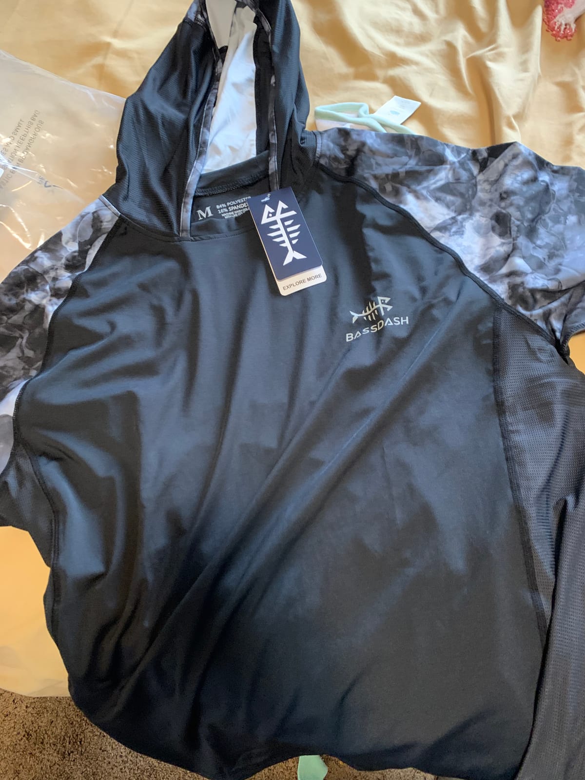 BASSDASH Men's UPF 50 Performance Fishing Shirt Cooling Hoodie Camo Long Sleeve FS17M customer photo 1