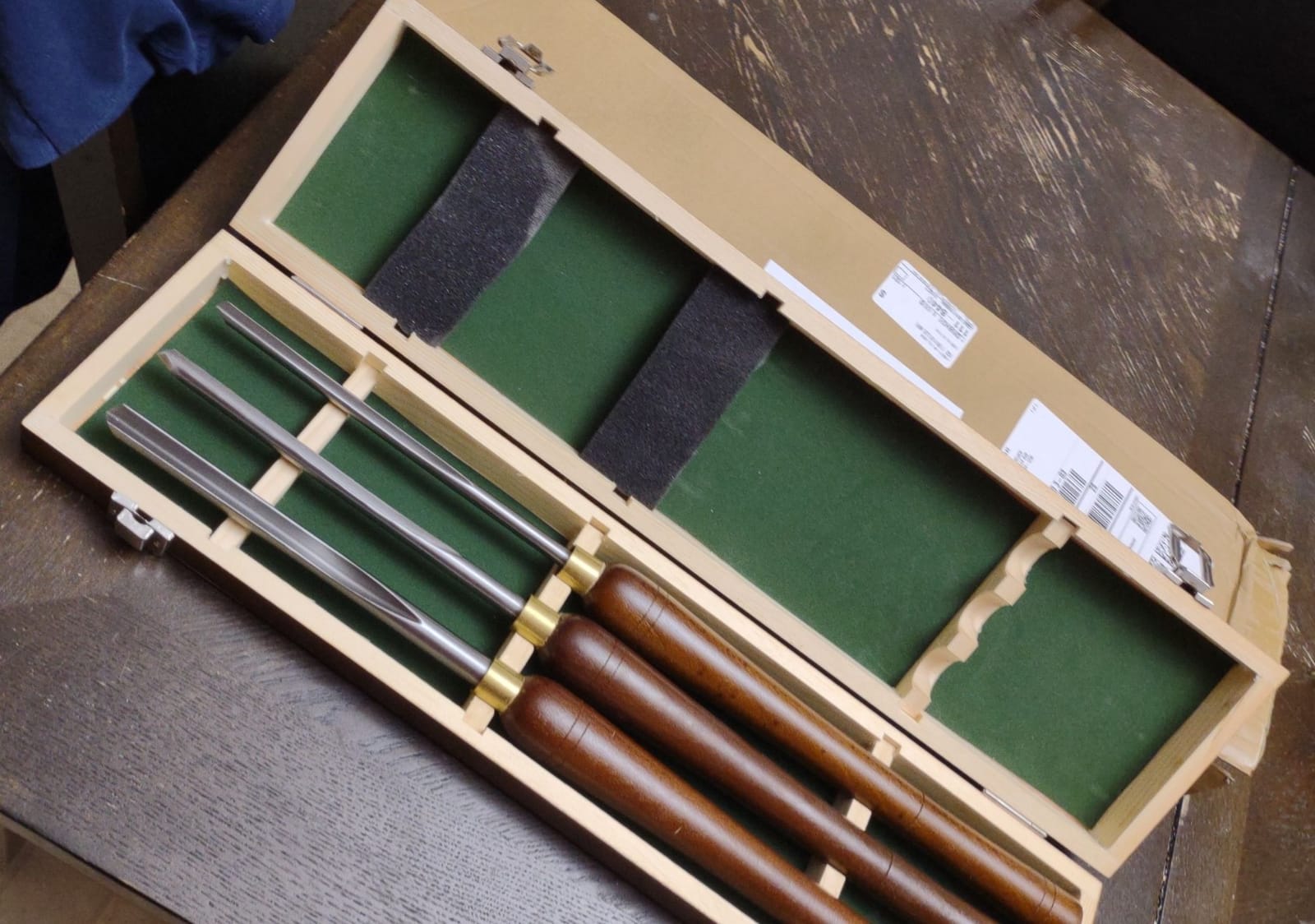 Woodturning Bowl Gouge Set, 3 Pieces 22.5” Wood Lathe Bowl Turning Tools, 1/4 Flute, 3/8 Flute, and 1/2 Flute, with High Speed Steel Blades, Beech Handles and Brass Ferrules, in Wooden Storage Case customer photo 2