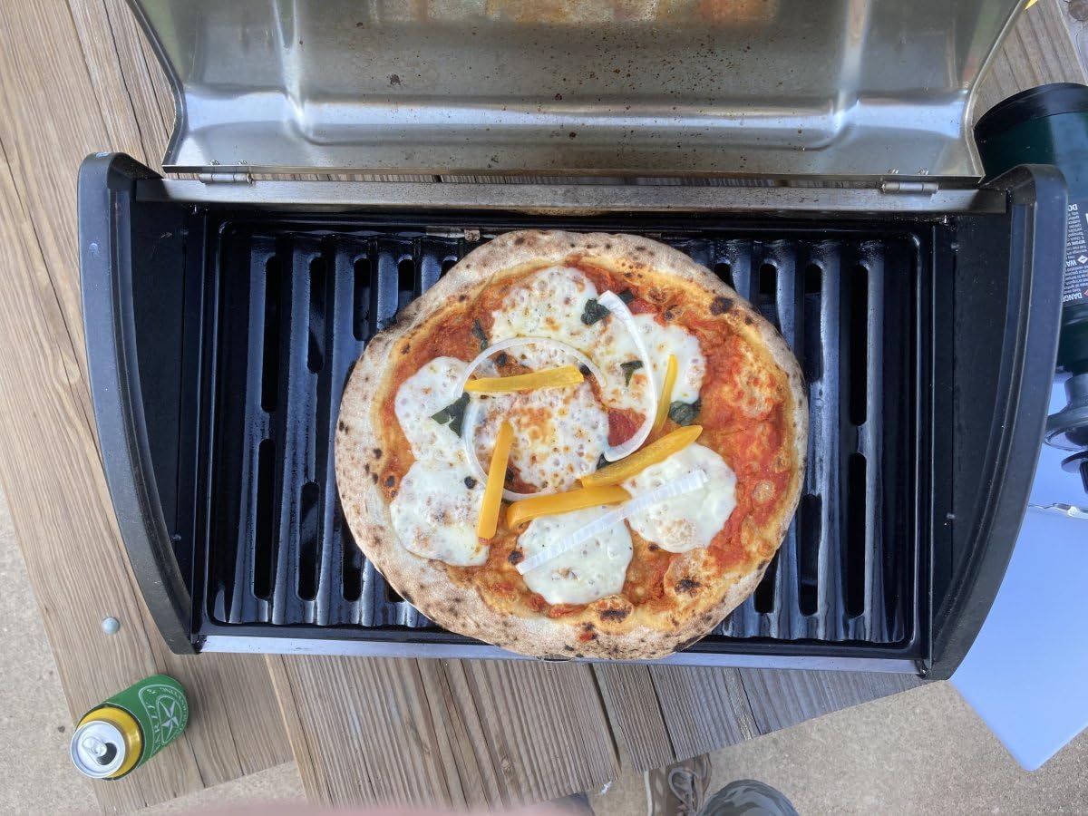 Cuisinart Gas Grill with Locking Lid, Portable, 8,000 BTU, 10 lbs. customer photo 1
