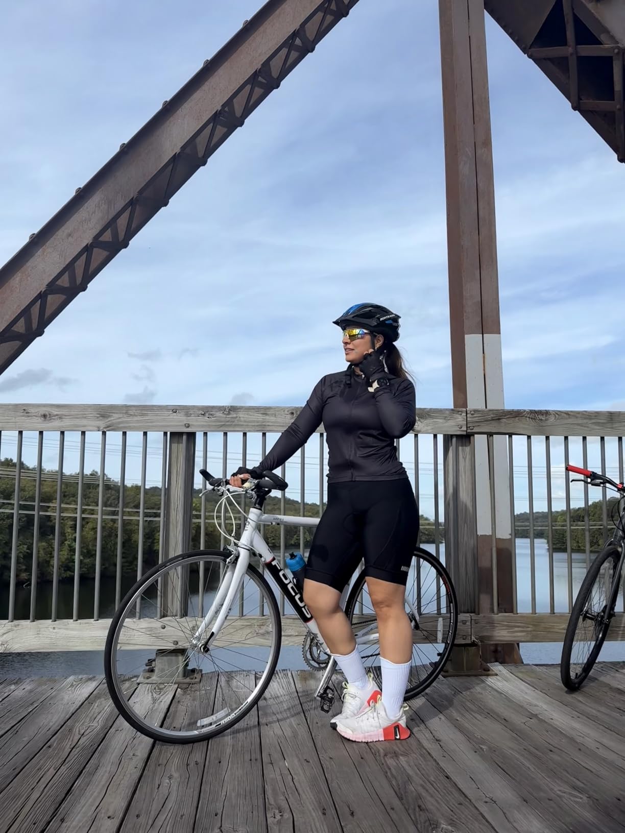 Wulibike Women's Cycling Jersey,Gradient Solid Bike Shirt customer photo 1
