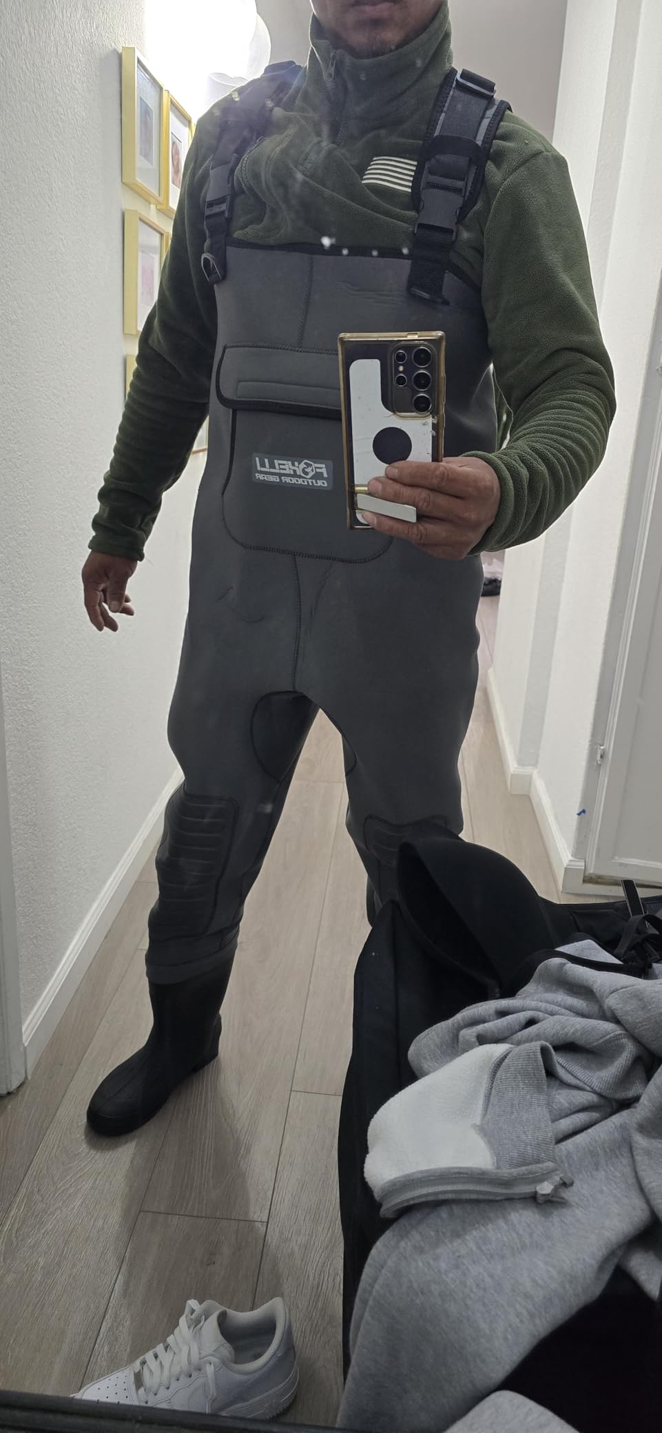 Foxelli Chest Waders, Waterproof 4mm Neoprene Hunting & Fishing Waders for Men & Women with Boots customer photo 1