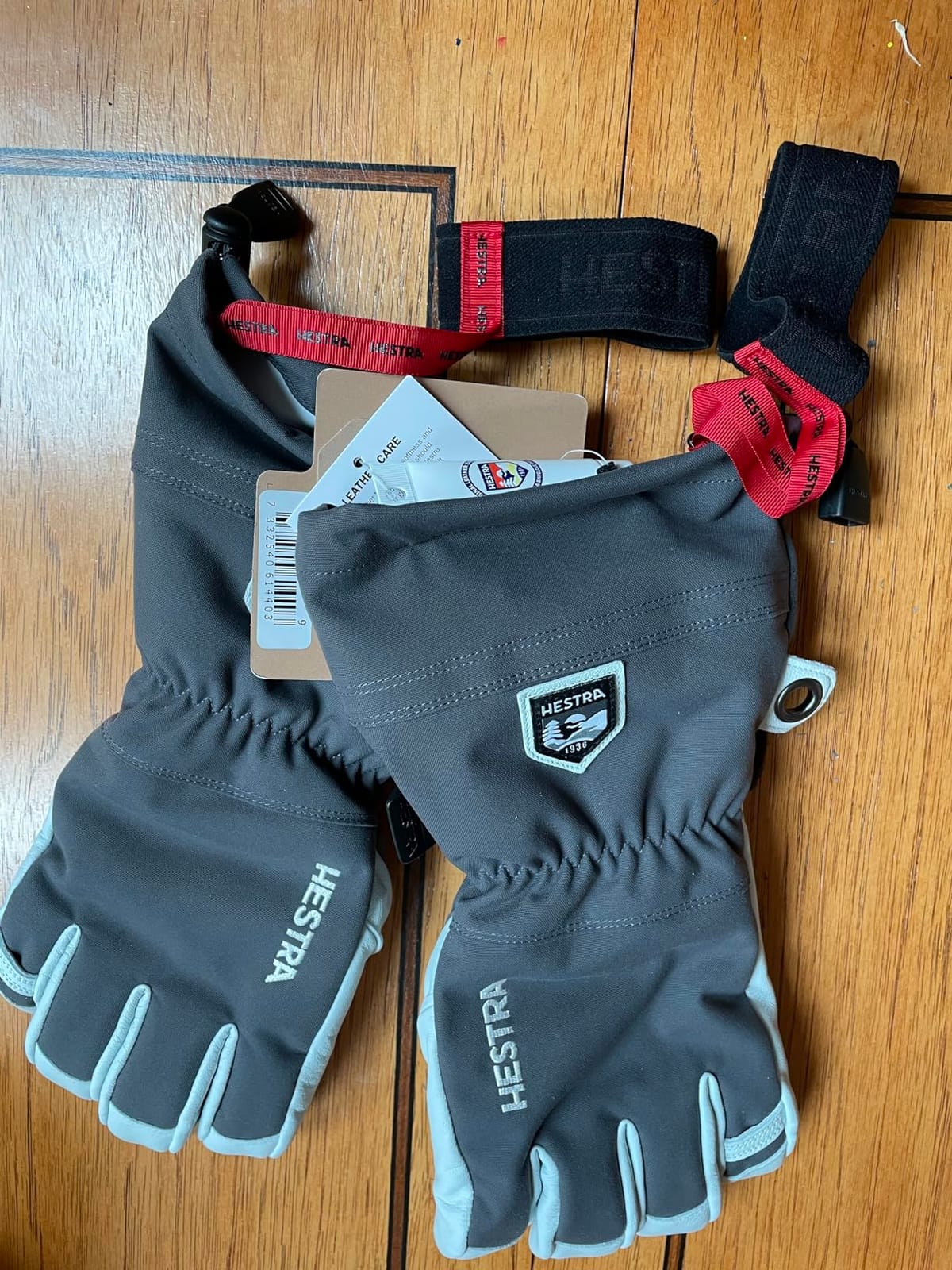 Hestra Army Leather Heli Ski 5-Finger Glove, Men & Women's customer photo 2