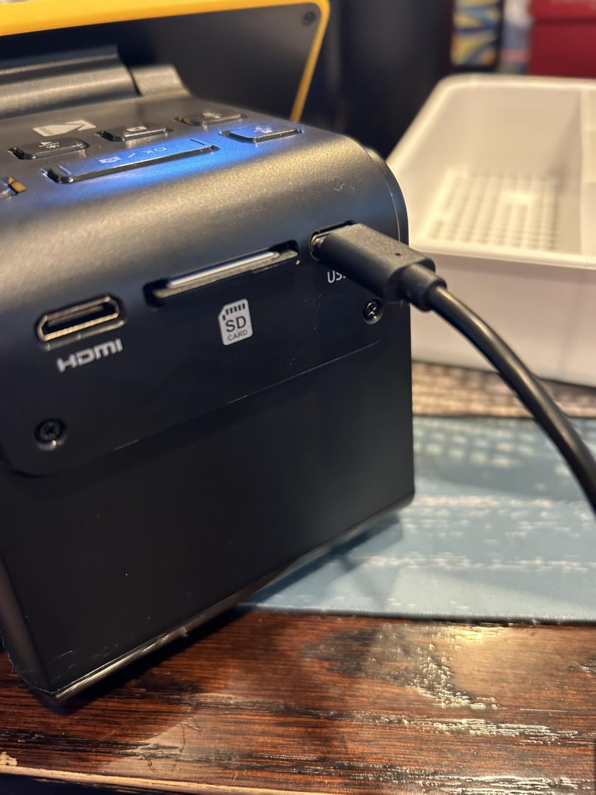 KODAK Slide N Scan Max Film Scanner, Slide Scanner, Black/Yellow customer photo 1