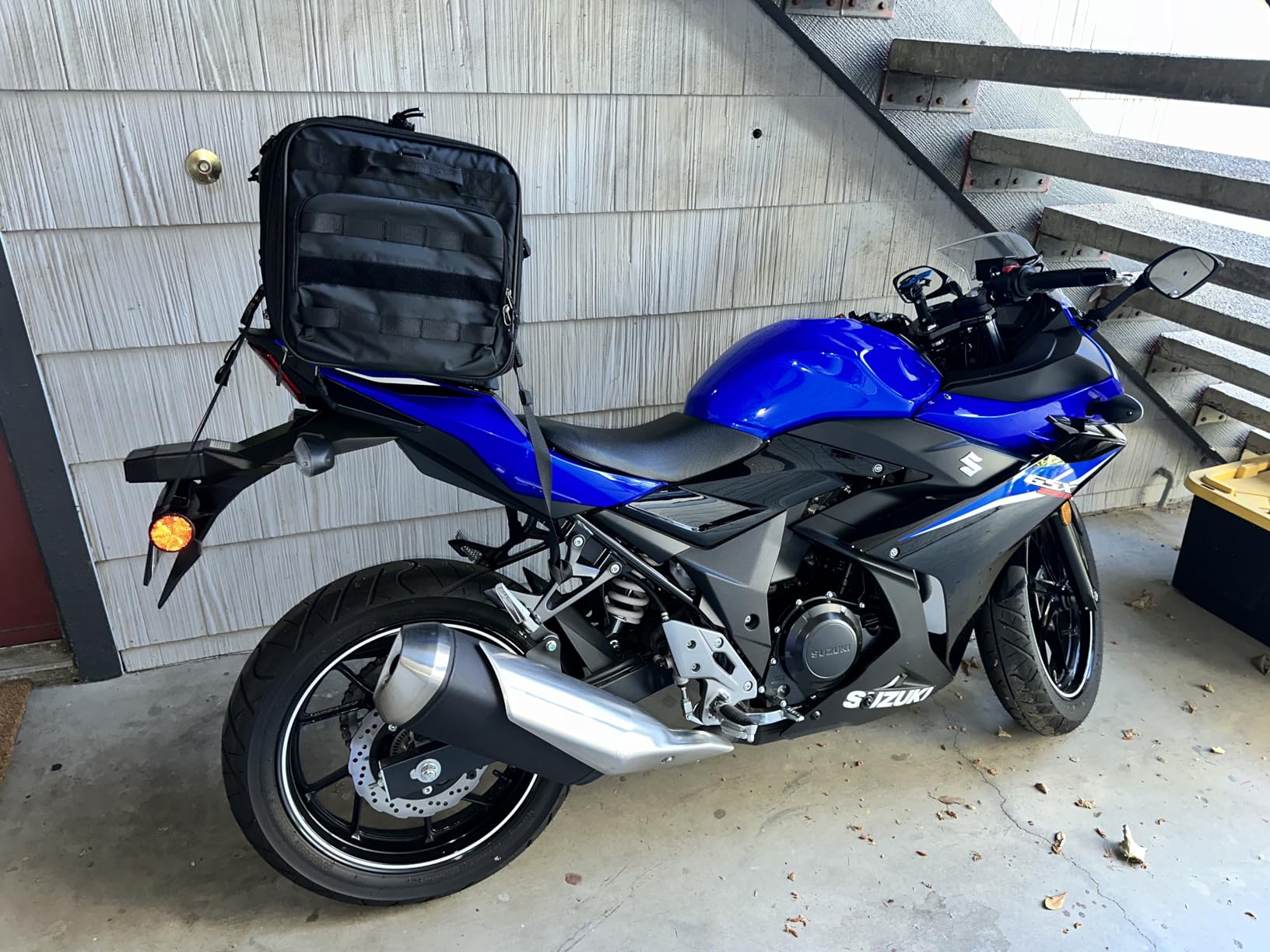 Rhinowalk Motorcycle Tail Bag Expandable Motorcycle Travel Luggage 60L Waterproof All Weather/Trunk/Rack Bag with Sissy Bar Straps-Black customer photo 1
