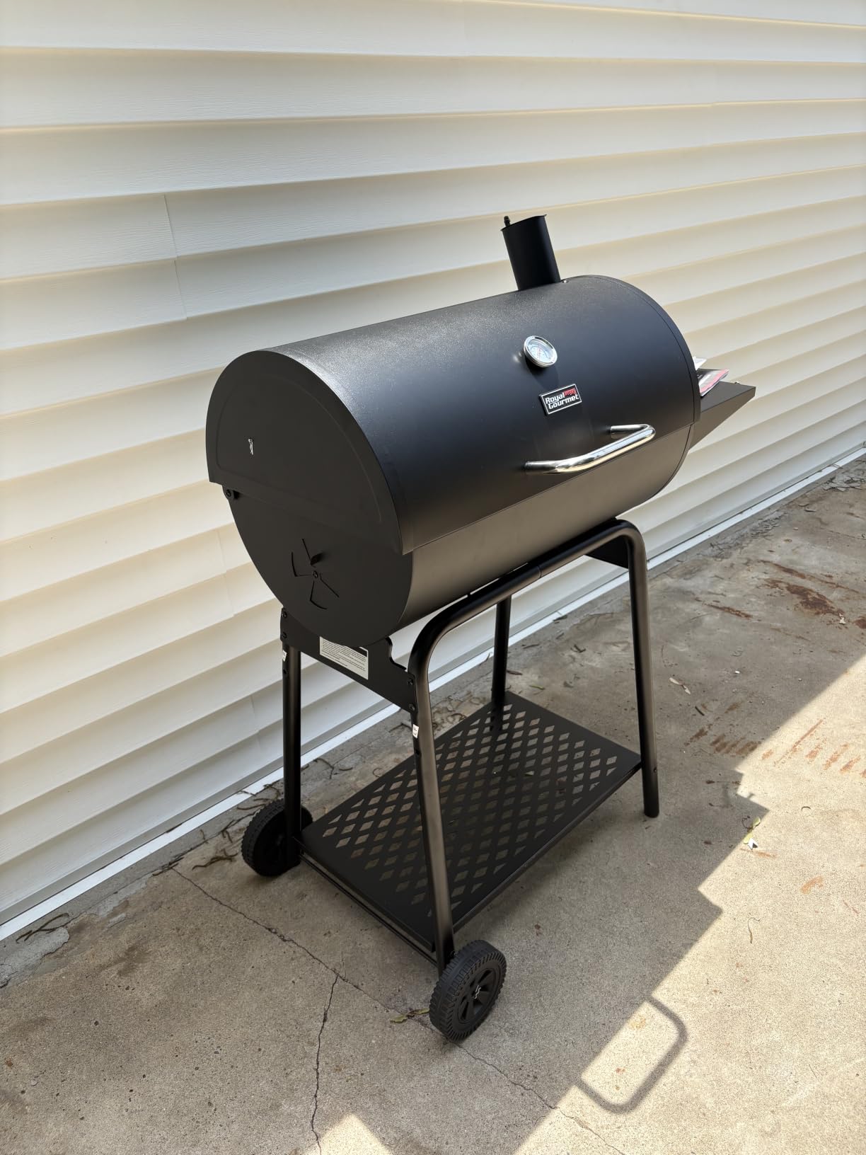 Royal Gourmet CC1830 28 Inch Barrel Charcoal Grill, Side Table customer photo 2