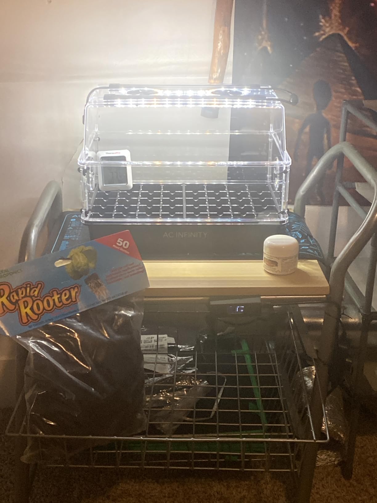 AC Infinity Humidity Dome Kit 5x8 w/ LED Grow Lights & Seedling Heat Mat customer photo 1