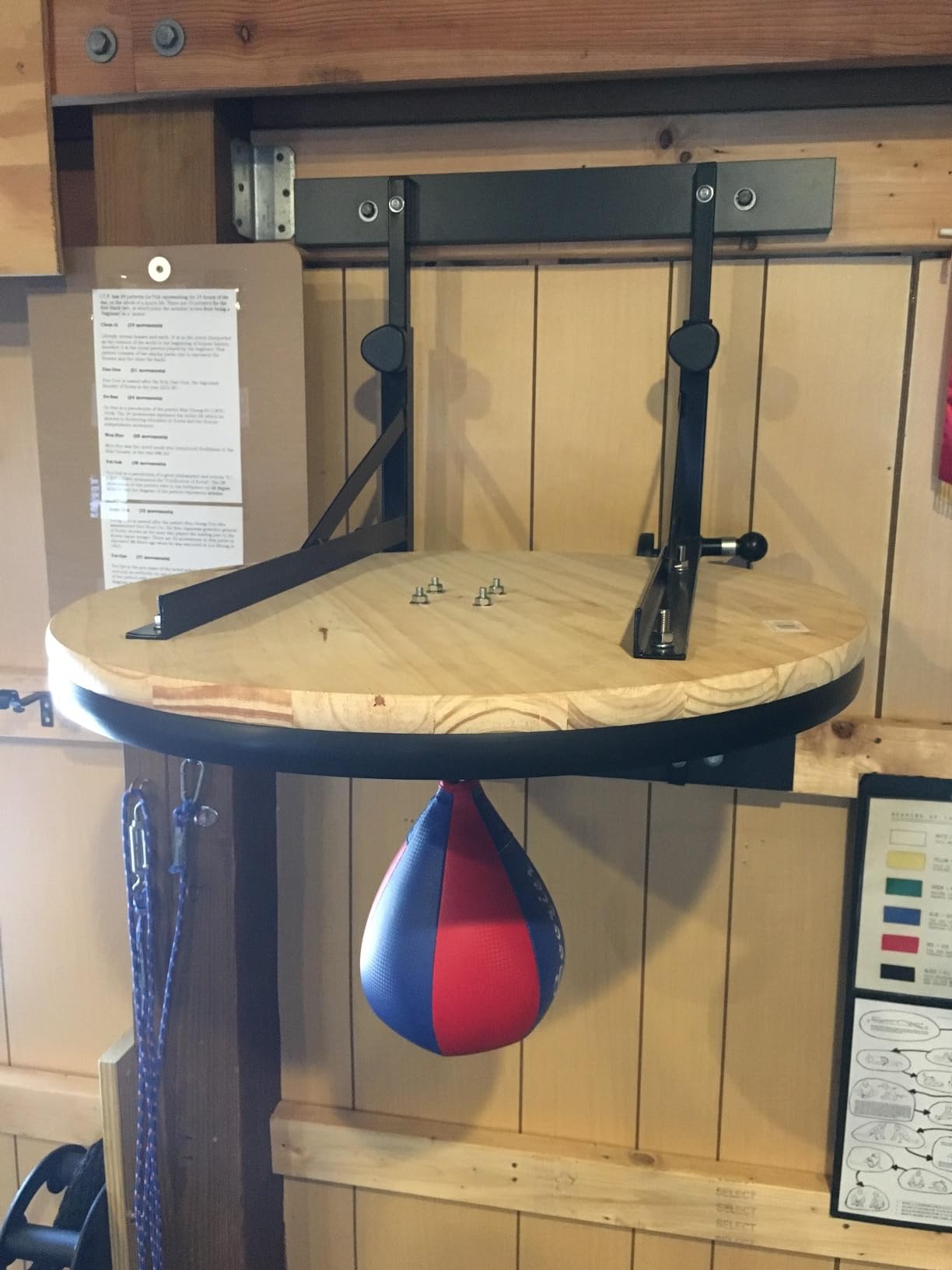Soozier Adjustable Speed Bag Platform with 360-Degree Swivel 10'' Speedbag customer photo 1