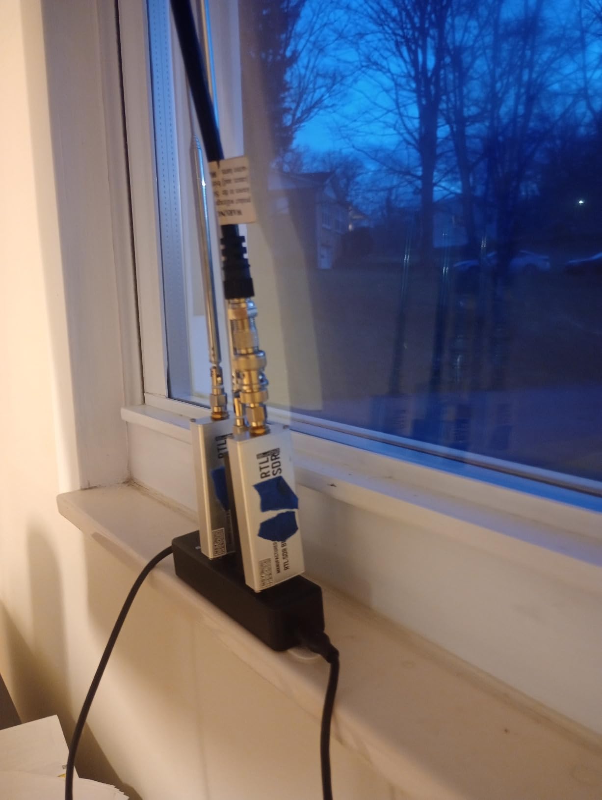 RTL-SDR Blog V3 R860 RTL2832U 1PPM TCXO SMA Software Defined Radio (Dongle Only) (Black) customer photo 1