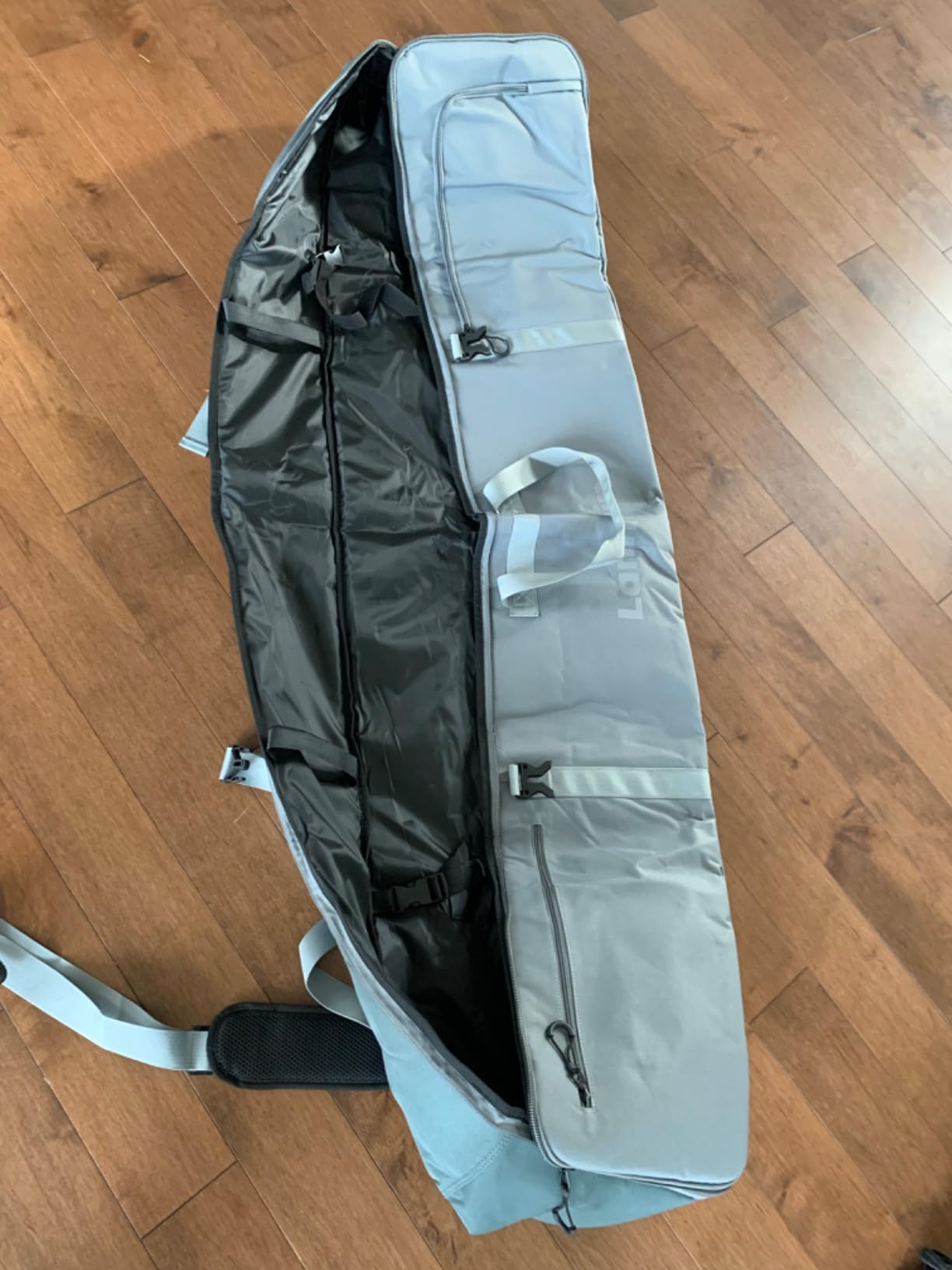 Snowboard Bag 7MM Padding Snowboard & Ski Bag Premium 900D Unisex Board Bag - Snowboard Travel Bags for Flying, Holds Helmet, Board, Boots, & More w/Ski Poles Strap customer photo 1