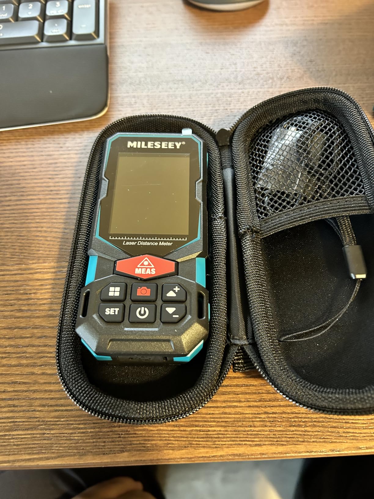 MILESEEY S7 Outdoor Laser Measure with Viewfinder Camera for Pro & DIY Use customer photo 2