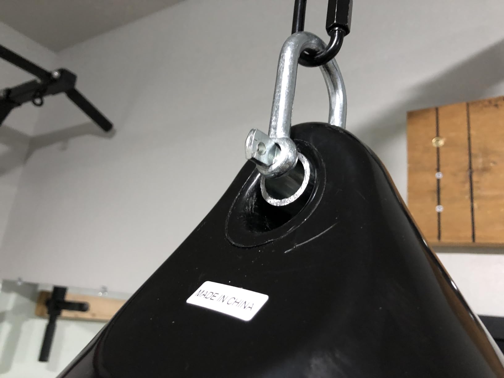Goplus Water Aqua Bag, 21'' 180 Pound /18” 110 Pound Heavy Punching Bag with Adjustable Metal Chain, Water Injection Hose, Boxing Training Bag for Adults Fitness, MMA customer photo 2