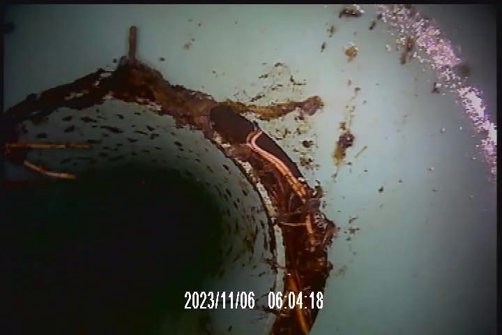 VEVOR Sewer Camera, 65.6FT Snake Cam with DVR Video, Pipe Inspection Equipment 4.3 inch LCD Screen, Industrial Borescope Endoscope Waterproof IP68 with LED Lights, for Duct HAVC Drain Pipe Plumbing customer photo 1