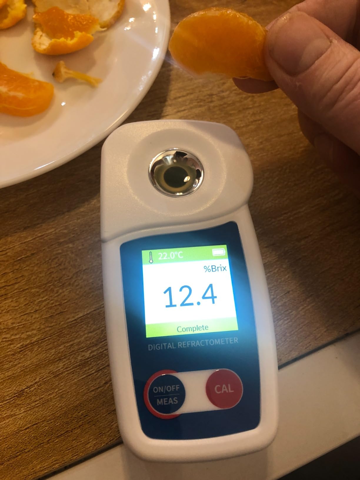 Digital Brix Refractometer with 0-55% Range, ±0.1% Accuracy customer photo 2