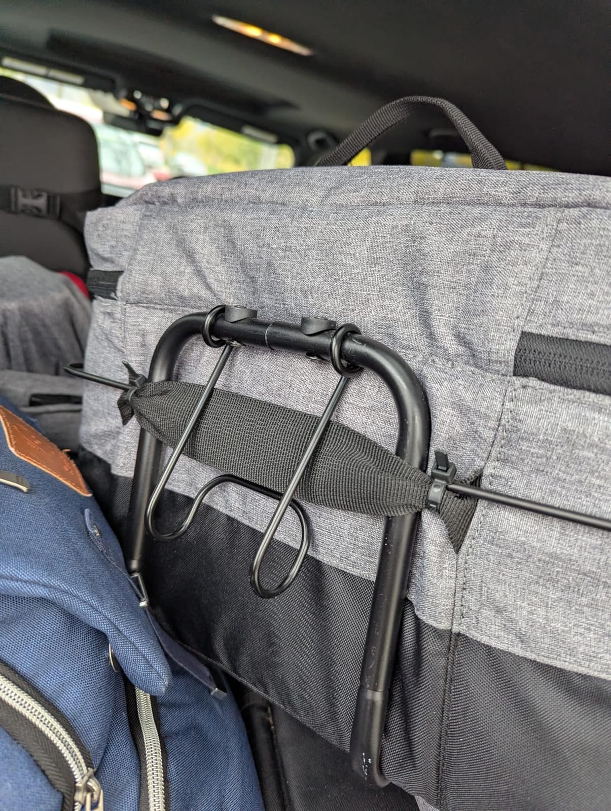 Jeep Wrangler Deluxe 4 Seater Stroller Wagon by Delta Children - Premium Quad Stroller Wagon for 4 Kids with Convertible Seats, Adjustable Push/Pull Handles, Removable Canopy & Flat Fold, Grey customer photo 2
