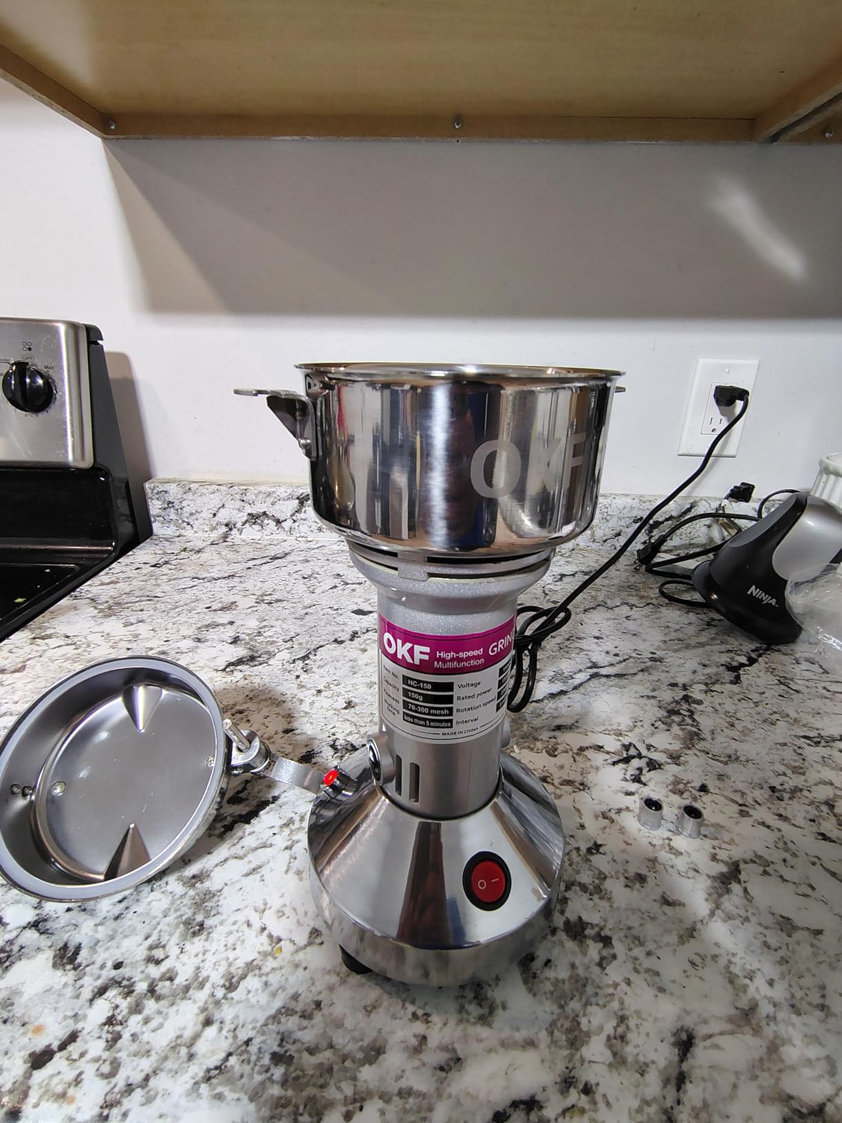550g Grain Mill, 304 Stainless Steel Spice Grinder, 2000W High-speed Commercial Flour Mill, Superfine Flour Mill Grinder for Home, Grain Mill for Flour customer photo 2
