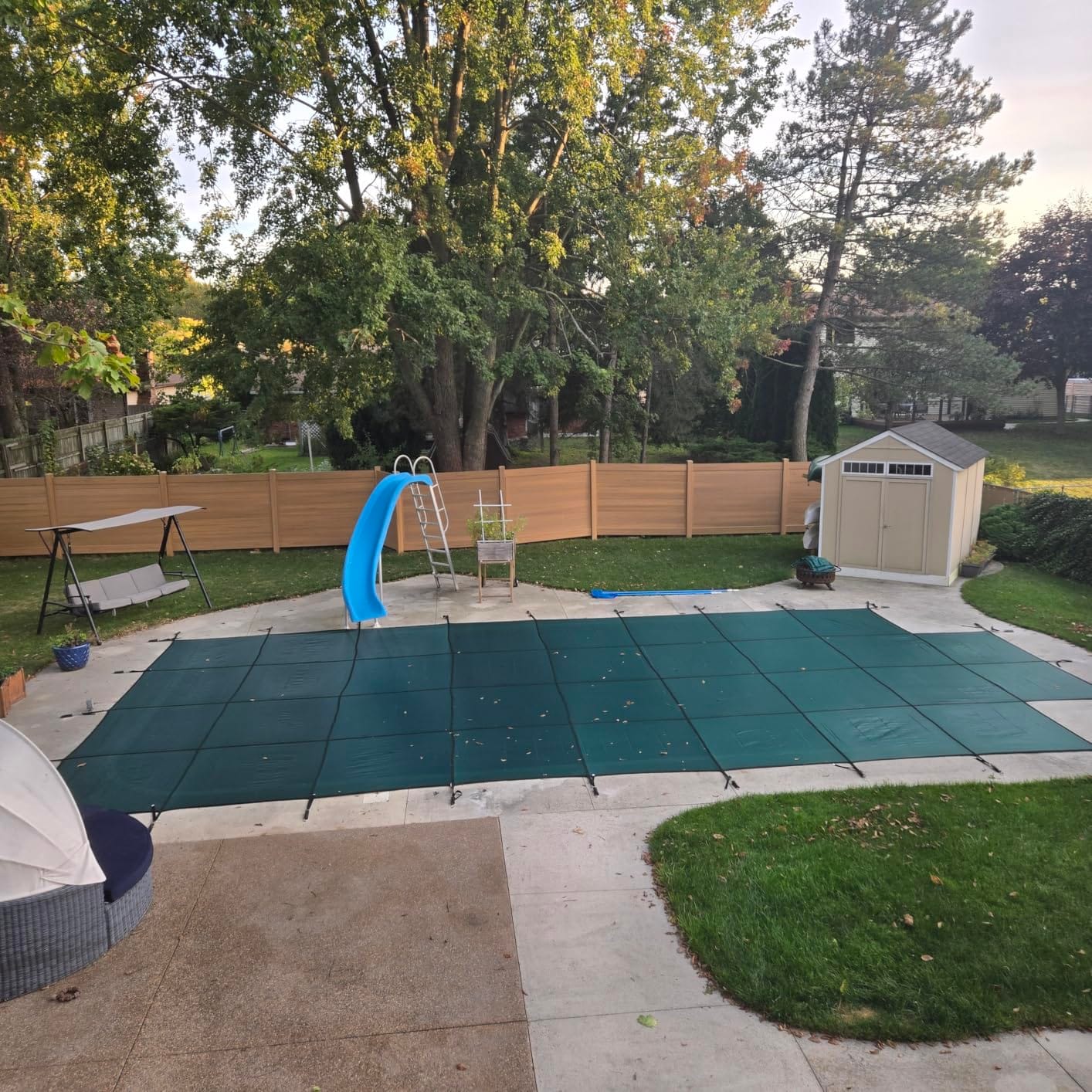 iCOVER Inground Pool Safety Cover, 16x32ft Rectangle Winter Safety Pool Cover for Inground Swimming Pools, Winter Pool Cover, Pool Covers for Inground Pools, Triple Stitched for High Strength, Blue customer photo 2