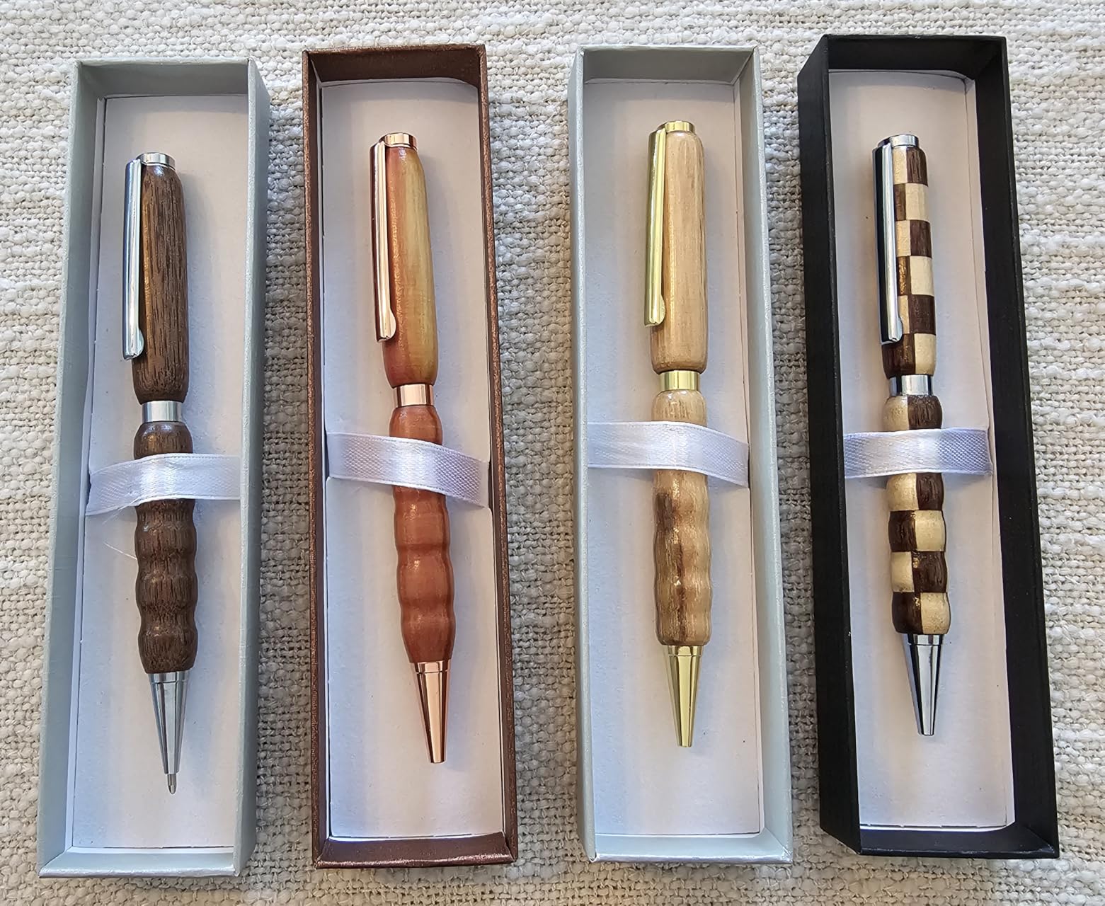 Colarr 20 Pcs 7mm Slimline Twist Pen Kit with Refill Wood, Assorted Color customer photo 2