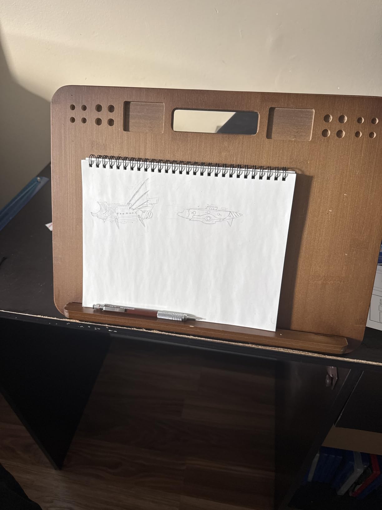 StrongTek Bamboo Tabletop Easel, 6-Angle Drawing Board for Desk and Lap customer photo 1
