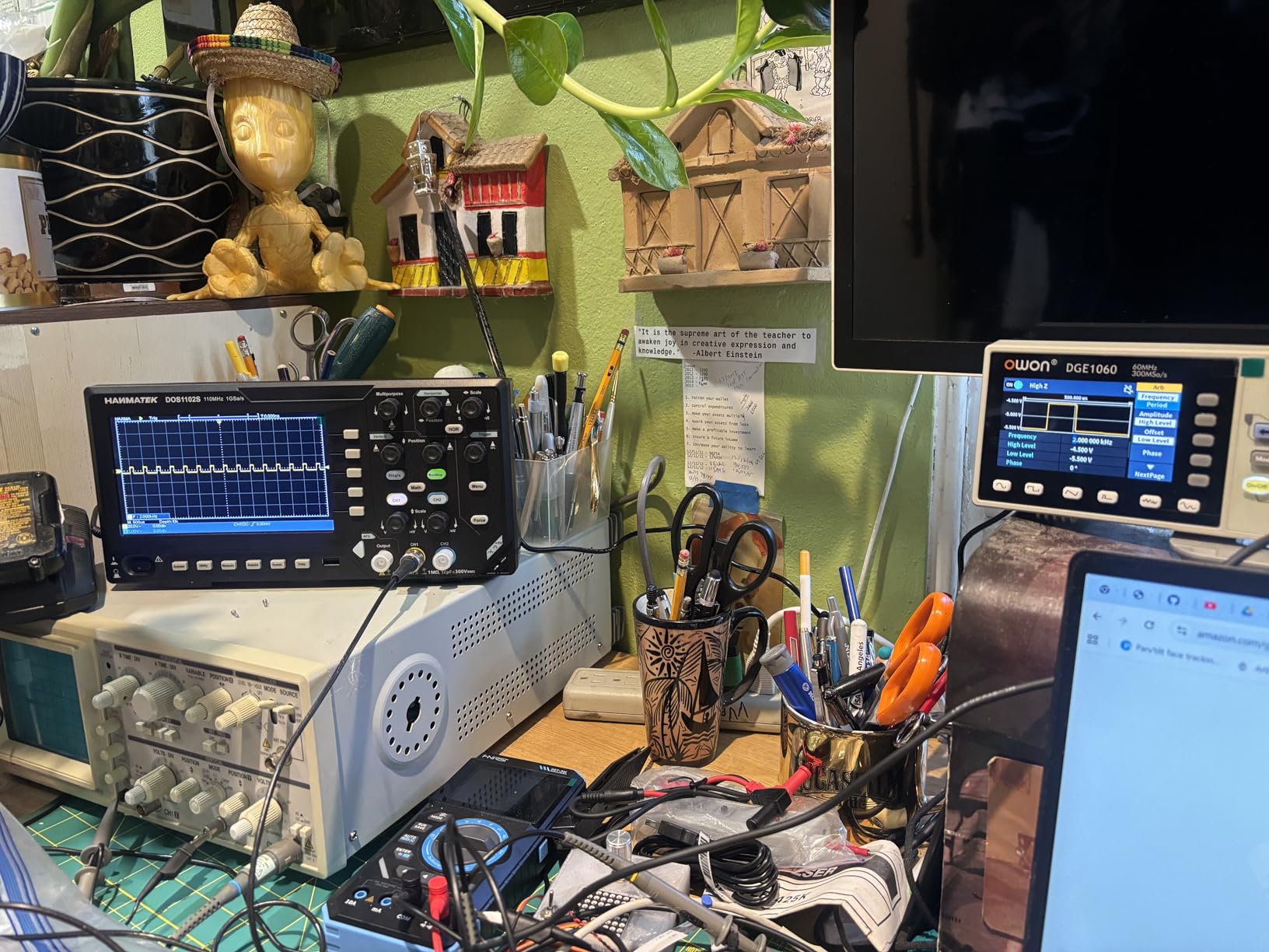 OWON Waveform Generator, 60MHz Bandwidth,300MSa/s Sampling Rate, 14 bits Vertical Resolution, 8K Waveform Length, 5 Basic Waveforms, 160 built-in Arbitrary Waveforms, with 3.6IN LCD Display DGE1060 customer photo 1