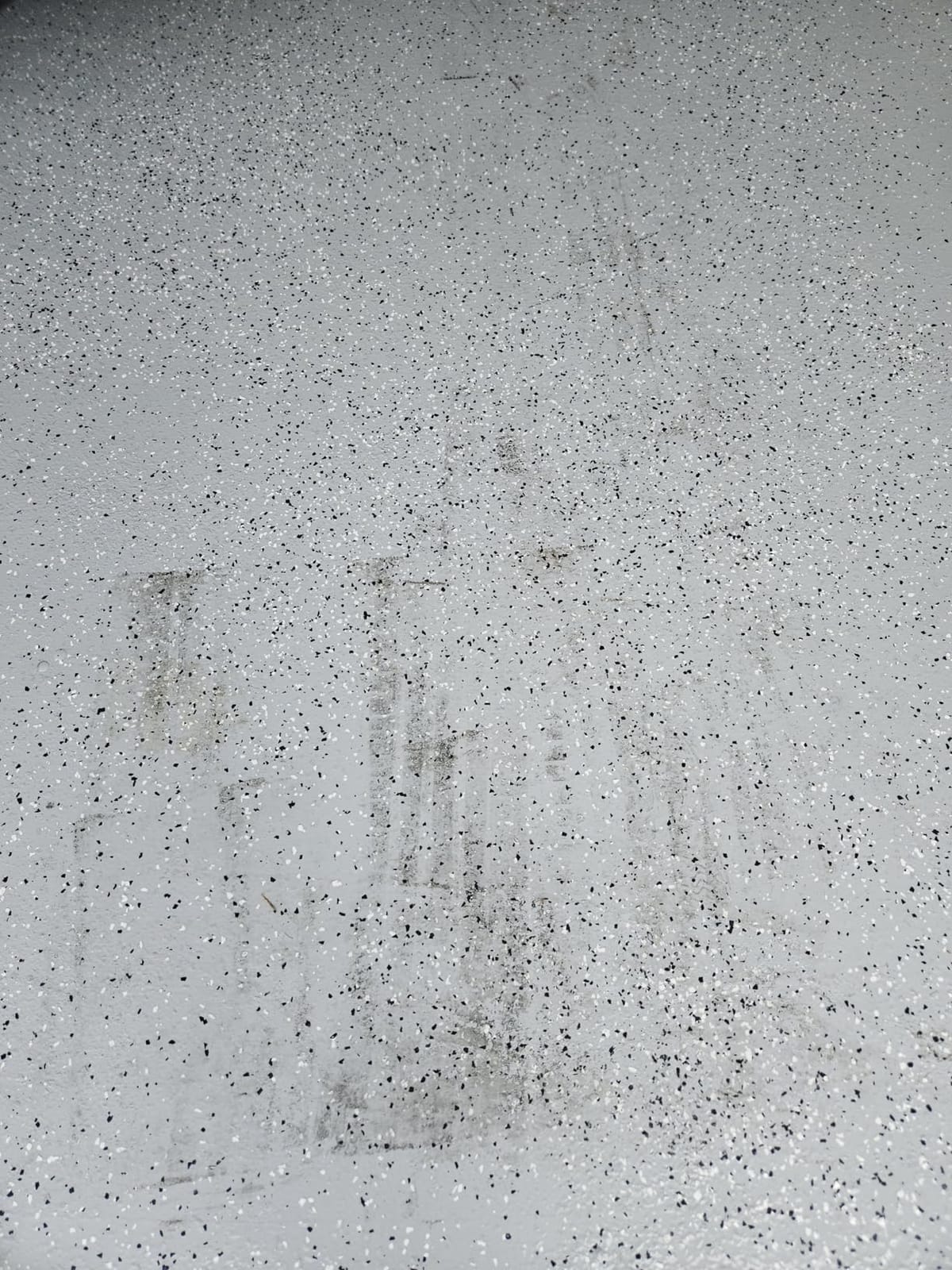 Magic Resin | Polyaspartic Aliphatic Polyurea Floor Coating System | Clear & UV Stable | Ultra Durable & Excellent Resistance to Abrasion and Chemical (2 Gallon) customer photo 2