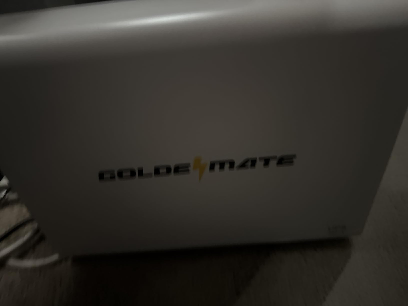 GOLDENMATE 1000VA/800W Lithium UPS Battery Backup & Surge Protector, White customer photo 2