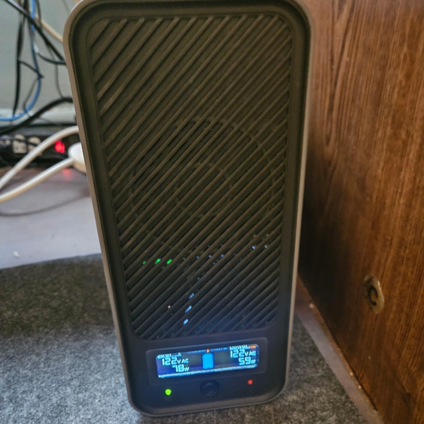 GOLDENMATE 1000VA/600W Lithium UPS Battery Backup & Surge Protector, White customer photo 1