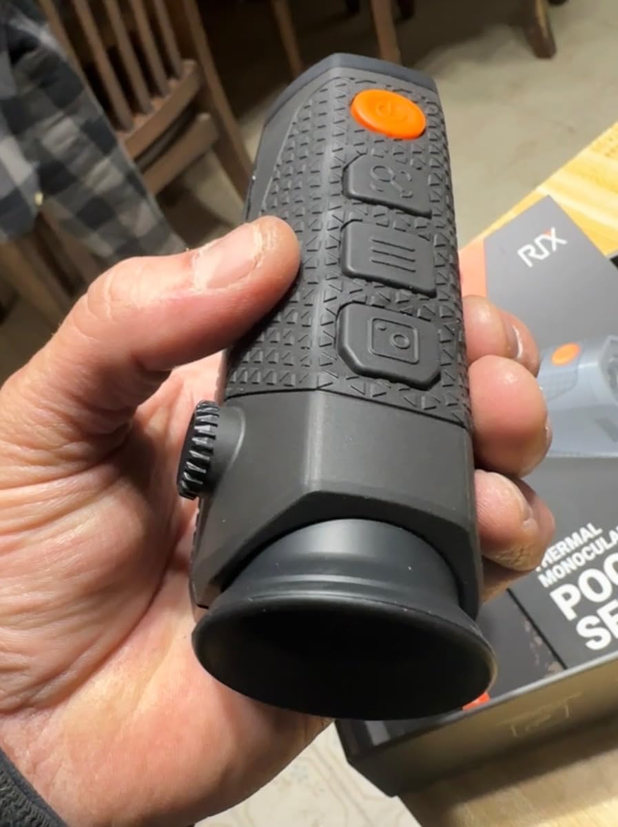 RIX Pocket K3 Thermal Monocular for Hunting, 384x288 Night Vision Monocular customer photo 2