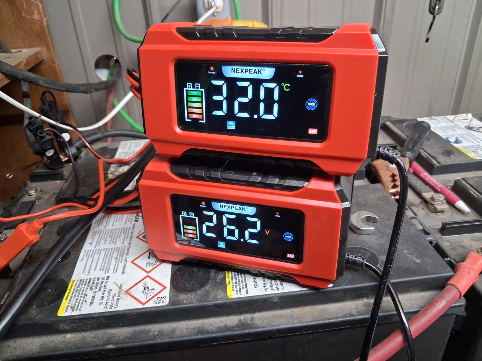 NEXPEAK 15-Amp Battery Charger, 12V 24V LiFePO4 Lead Acid Portable Car Battery Charger 9-Stage Trickle Charger Smart Battery Maintainer w/Temp Compensation for Car Truck Lawn Mower Boat Marine NC215 customer photo 1