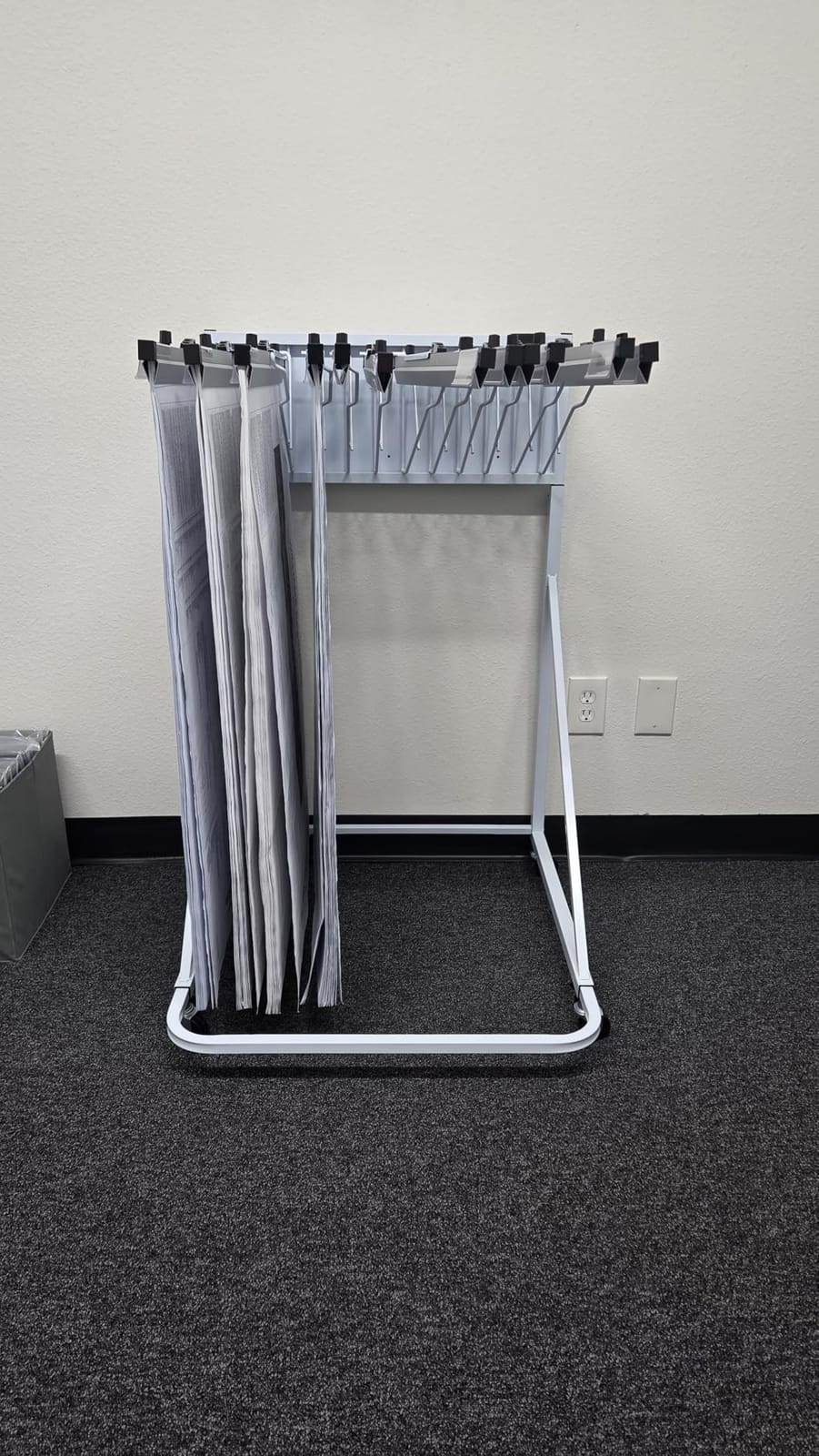 VEVOR Mobile Blueprint Storage Rack, Plan Holder with 12 Pivot Brackets, Mobile Blueprint Holder Adjustable Height & Length, Poster Display Rack for Office and Home (Rack Only Without Clamps) customer photo 2