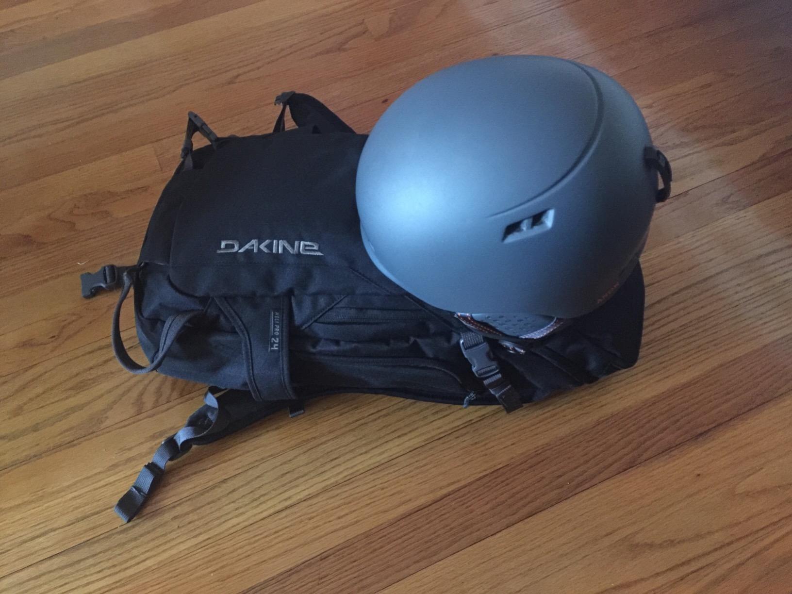 Dakine Heli Pro Backpack 24L - Black customer photo 1