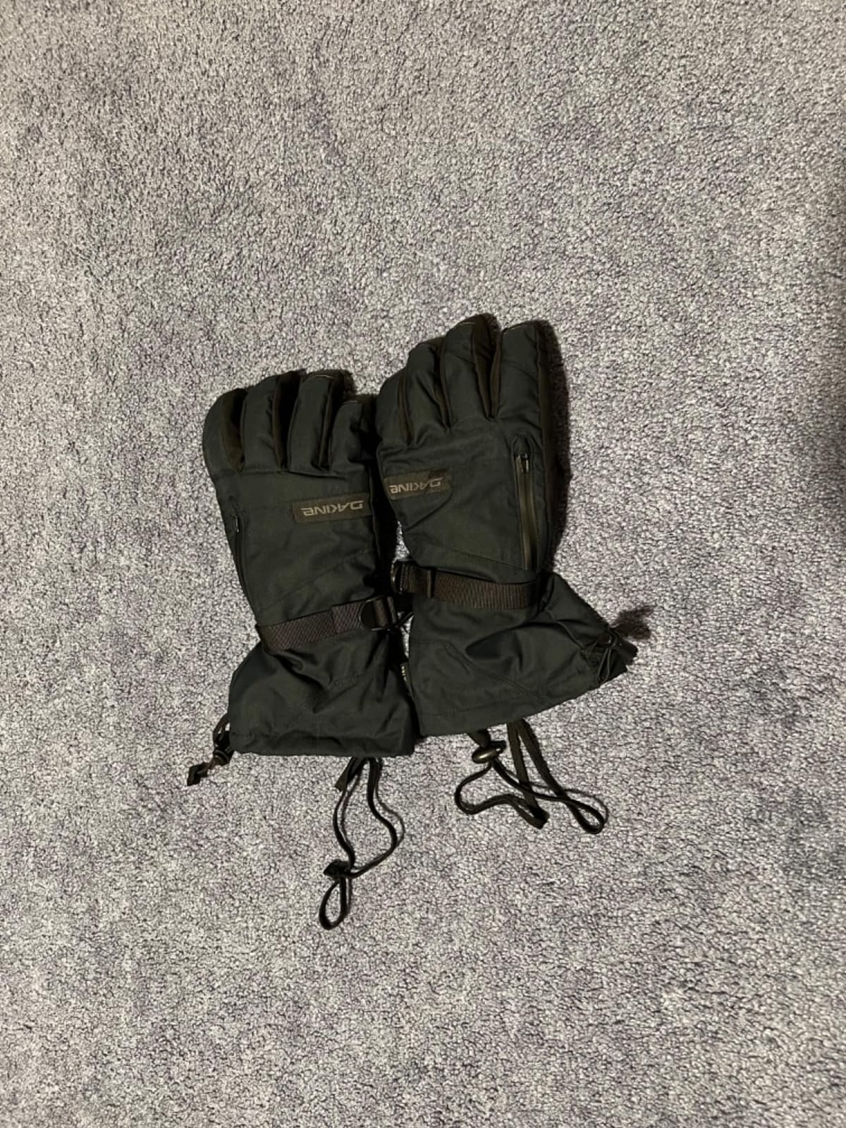Dakine Leather Titan Gore-Tex Snow Glove customer photo 2