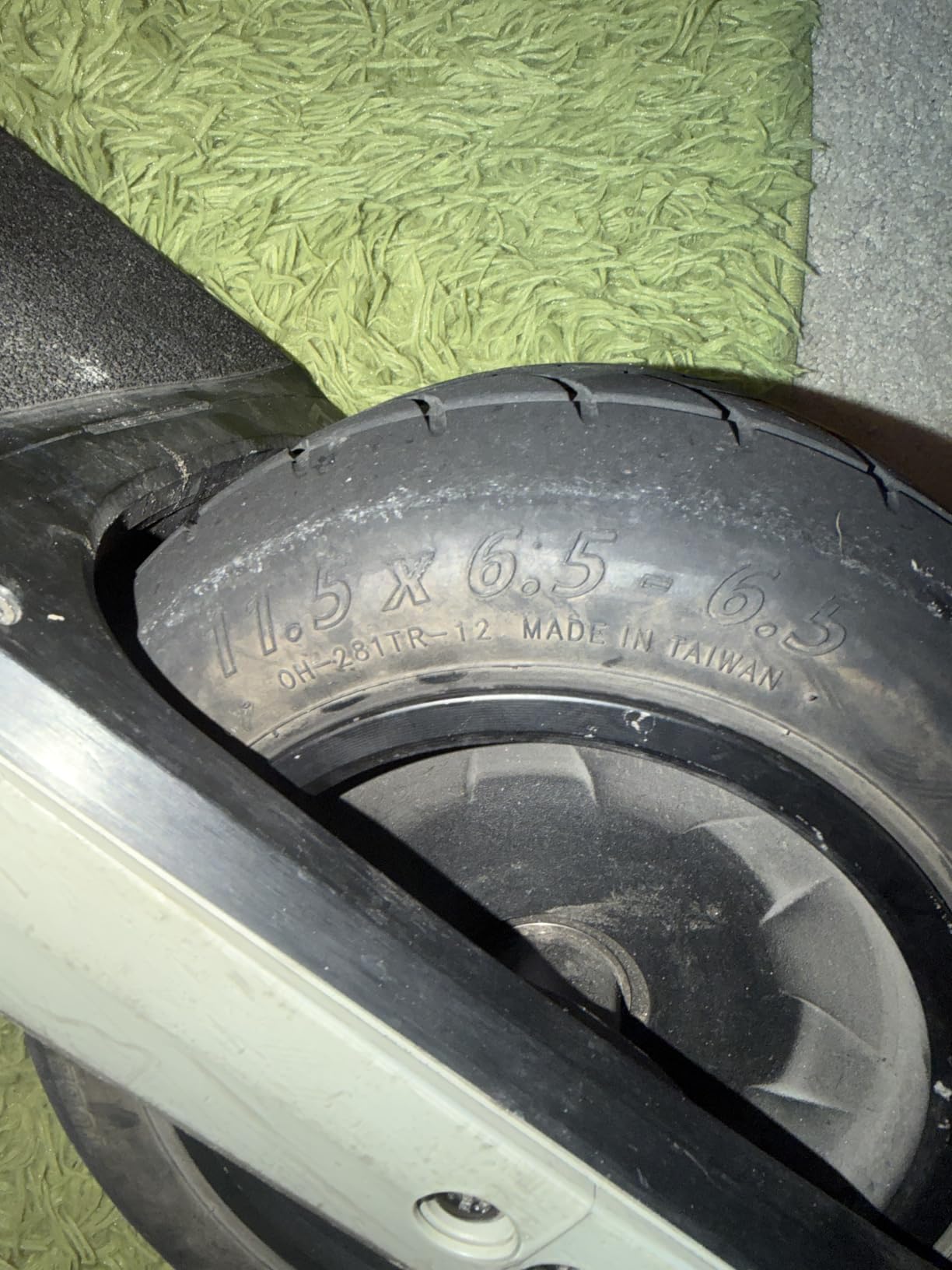 Hoosier 11.0x5.5-6 Treaded Tire for Onewheel GT & S Series (12900EB1) customer photo 1