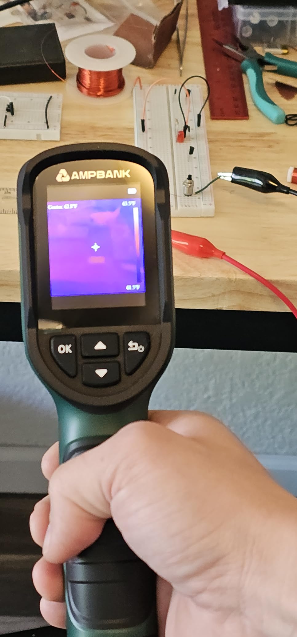 H128 Handheld Thermal Camera, 240 x 240 TISR Resolution, 24h Battery Life Thermal Imaging Camera, 25 Hz Infrared Camera with Temperature Alarm, -4℉~ 842℉ Temp Range, IP65 Protection Level customer photo 2