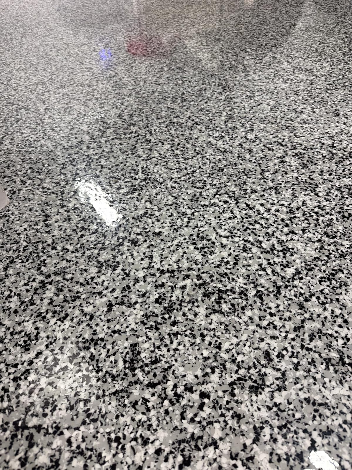 Epoxy Resin Coating 3 Gallon Kit - Light Gray - Standard Cure Speed - for Floors, Counter Tops, Garages & More -100% Solids -2 Components - Self Leveling, Chemical Resistant, Solvent-Free customer photo 1