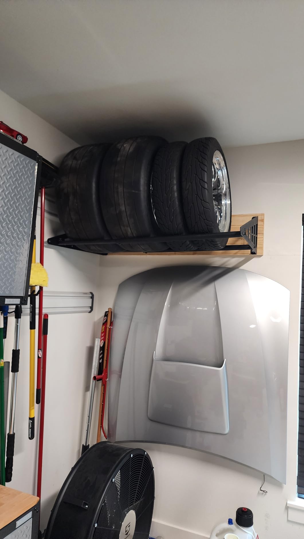 JY PERFORMANCE Adjustable Wall Mounted Tire Rack, Fits 31
