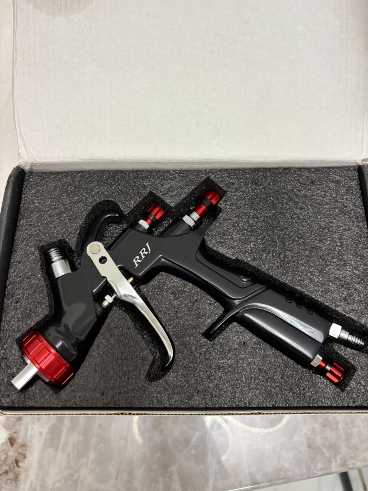 A610 LVLP Air Spray Gun Premium Kit, with 1.3/1.5/1.7mm Nozzles & Air Regulator, 650ml Mixing Cup & 10x Disposable Cups, Paint Gun for Cars, Furniture, Fence, Varnish&Top Coat customer photo 1