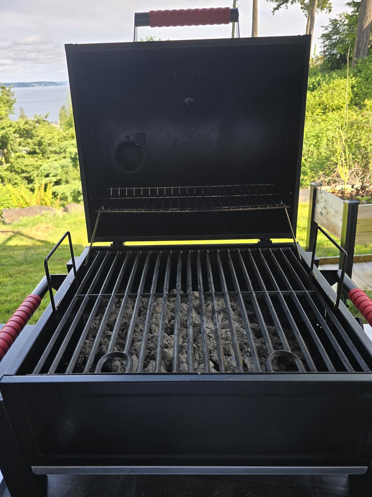 Feasto Heavy-Duty 30-Inch Charcoal Grill with Offset Smoker Grill customer photo 1