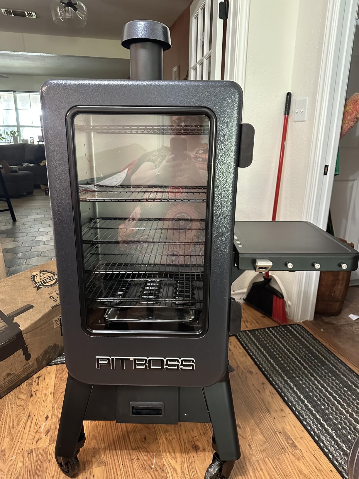 Pit Boss Navigator 3-Series WiFi & Bluetooth Wood Pellet Vertical Smoker with LCD Digital Controller, 1,118-Sq. In. 5-Rack Cooking Space, 130°F to 420°F Temp Range, Meat Probe, 50 lb. Pellet Hopper customer photo 1