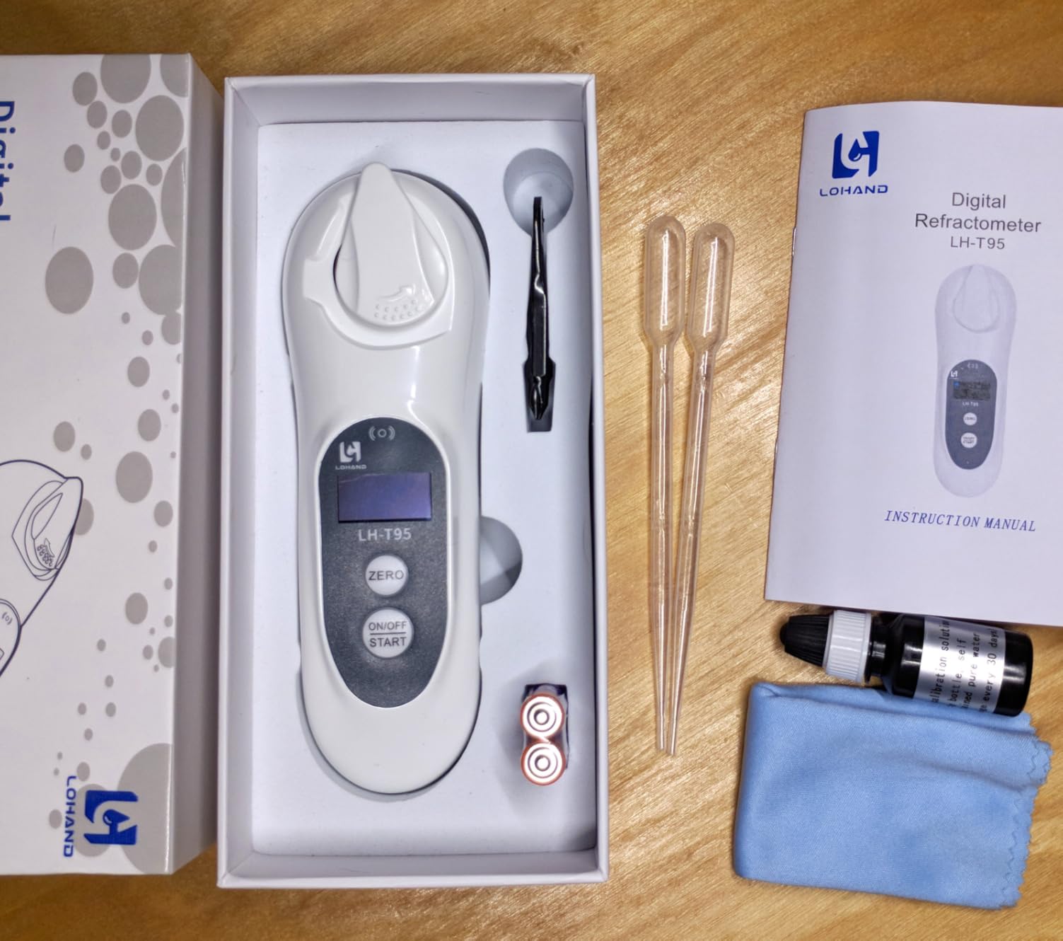 LOHAND 3-in-1 Digital Brix Refractometer with ATC, 0-95% Measurement Range customer photo 1